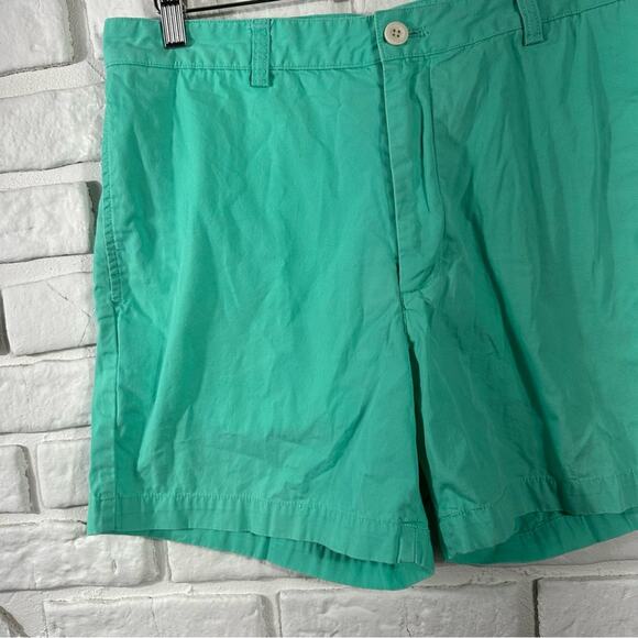 Vineyard Vines Club Short Size 34 - Picture 7 of 8